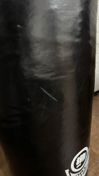 Worek bokserski DBX Bushido Colossus 180 cm / 70 kg – używany, solidny