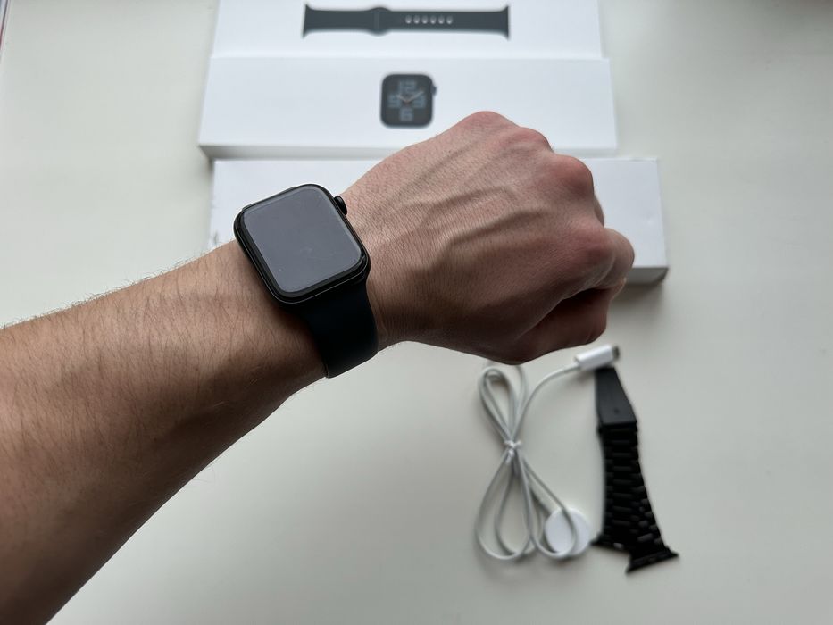 Б/у Apple Watch SE 2 (44 mm)