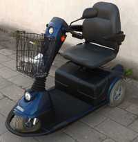 Elektryczny wózek inwalidzki skuter trójkołowy Sterling elite XS (23)