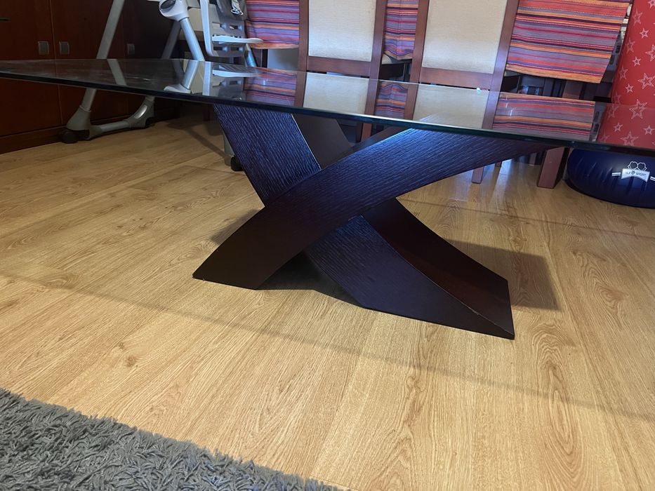 Mesa de centro com vidro temperado