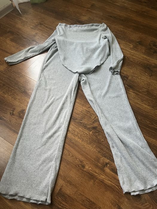 Женские серый костюм