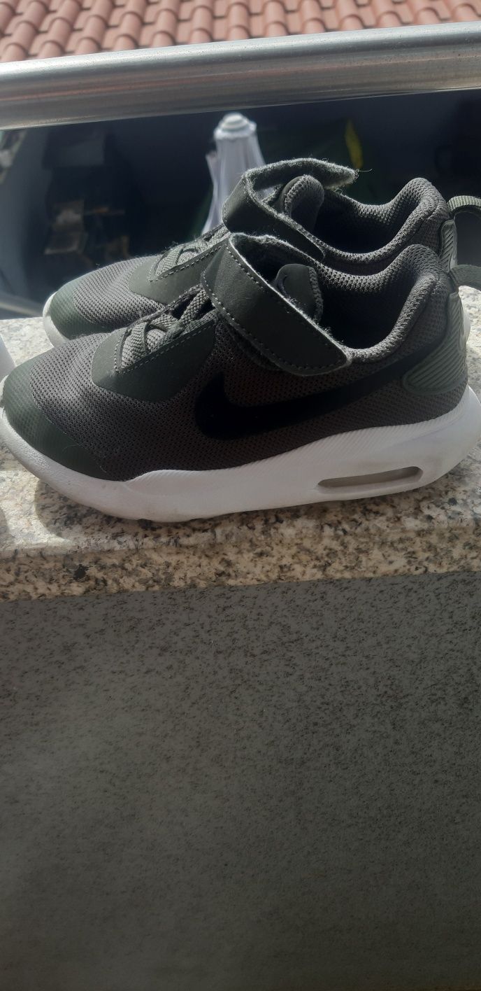 Sapatilhas nike como novas