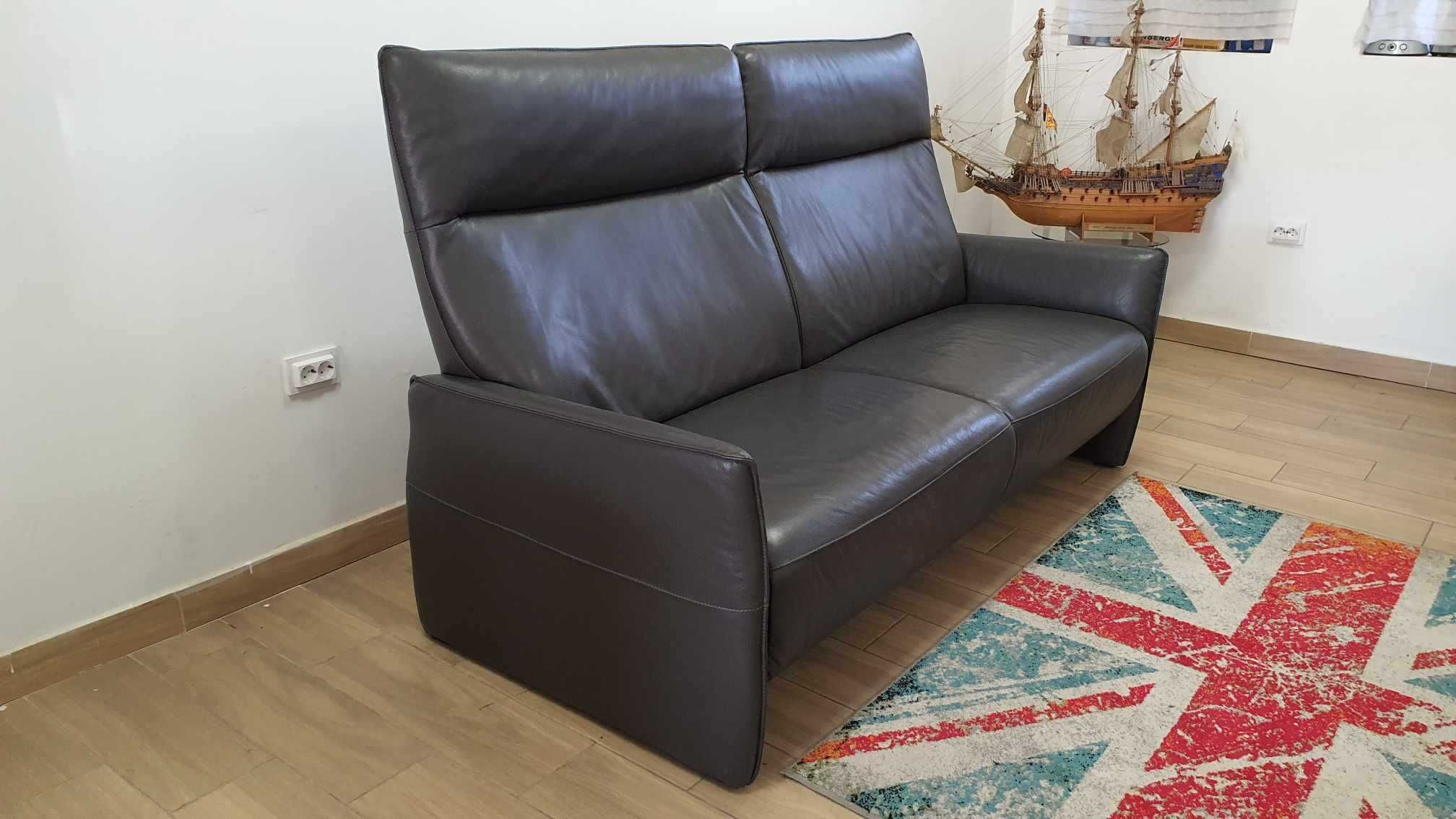 Фірмовий шкіряний диван з Німеччини. відмінний стан і якість