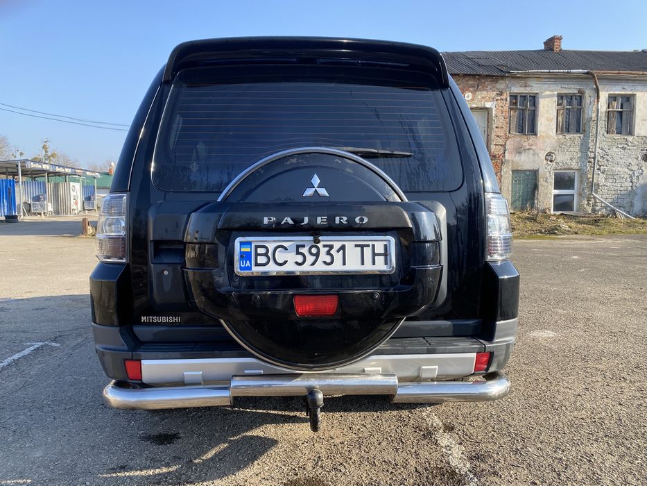 Продам Паджеро вагон 4
