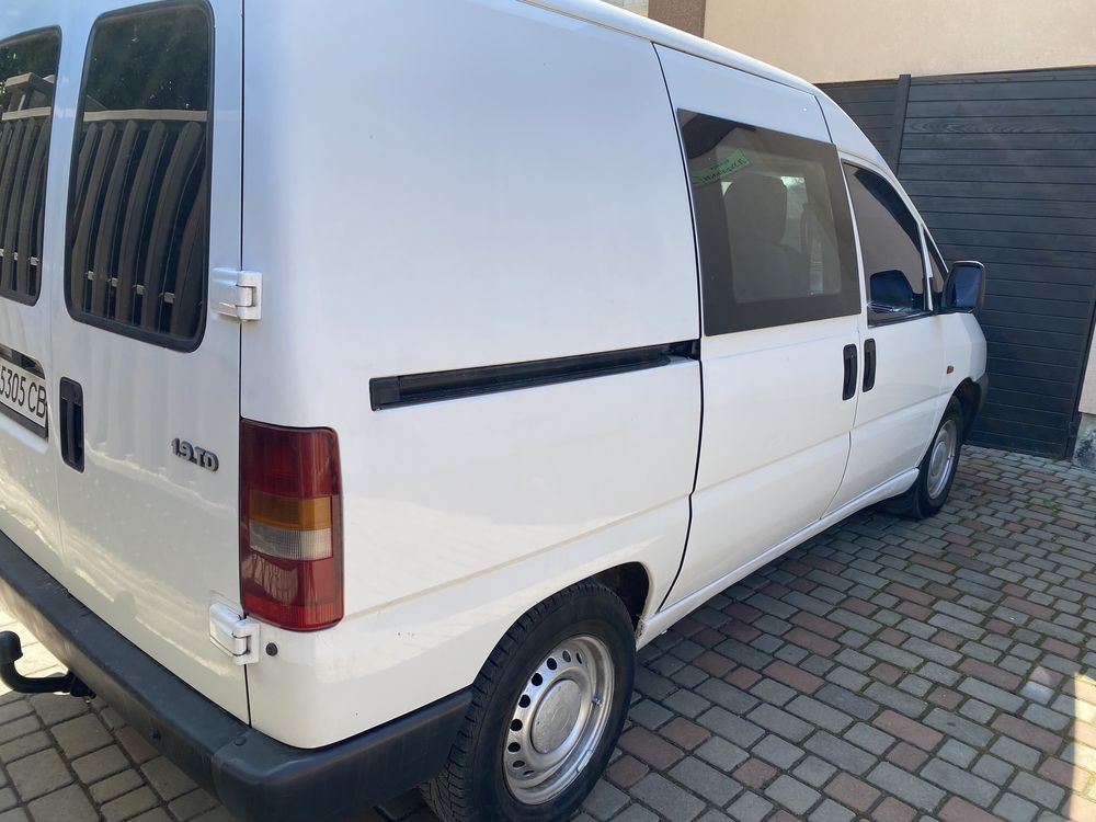 Fiat scudo 1.9D dw8 варте уваги