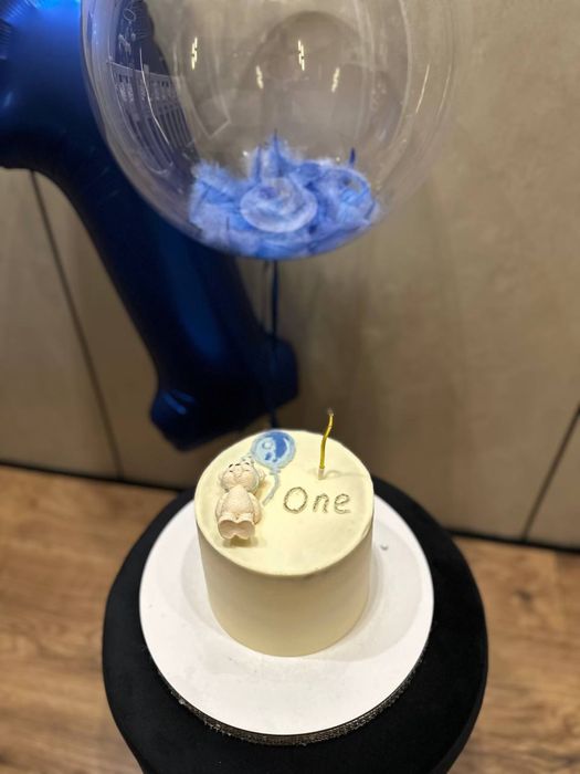 Торти на замовлення • Кенді бар• День народження• Весілля• Хрещення