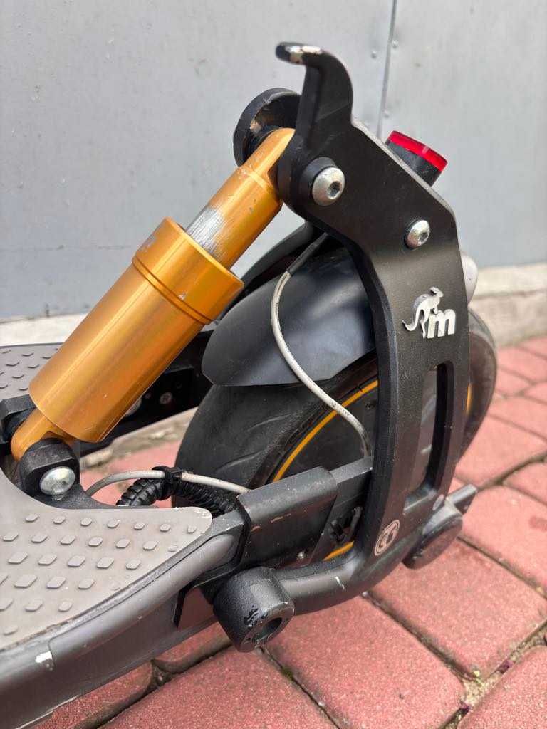 SEGWAY Ninebot G 30 MAX prędkość 50 KM/h  plus BATERIA ,przebieg 350km
