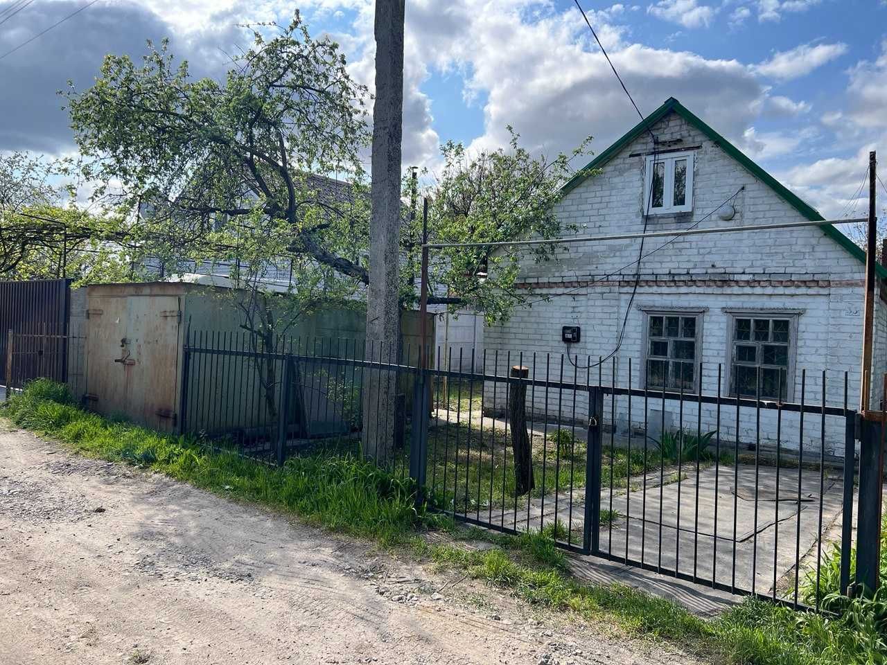 Продам дачу на Лівобережному