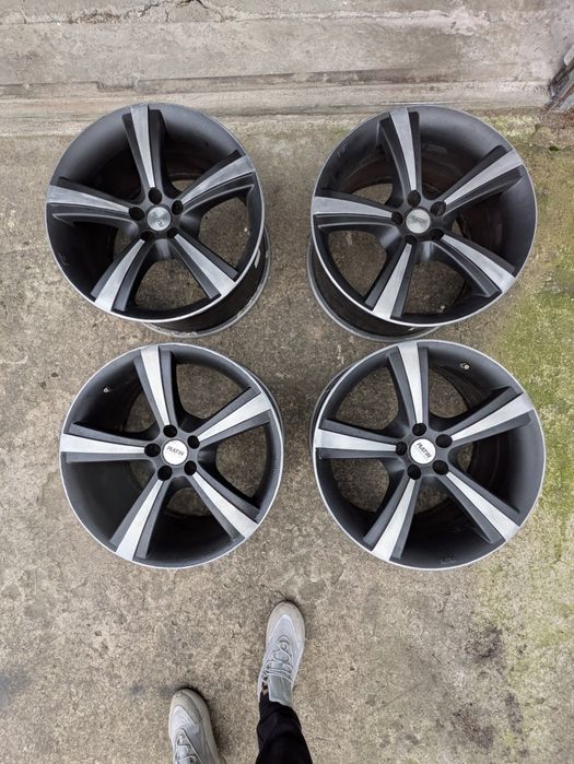 Felgi r18 5x100 golf audi seat