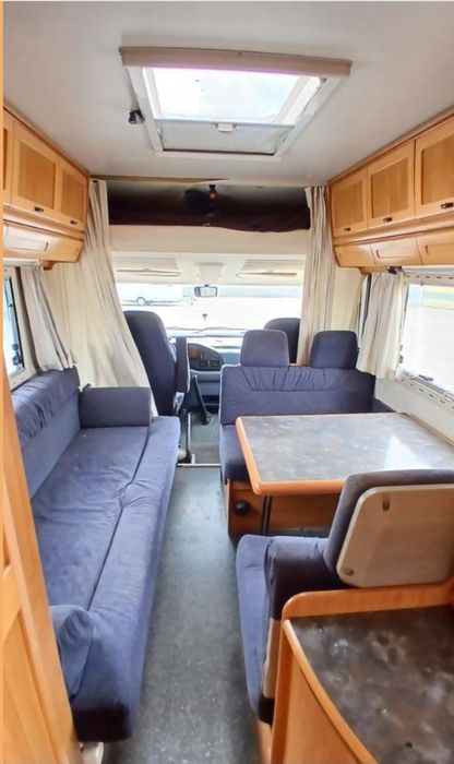 Ładny kamper Hymer Mercedes