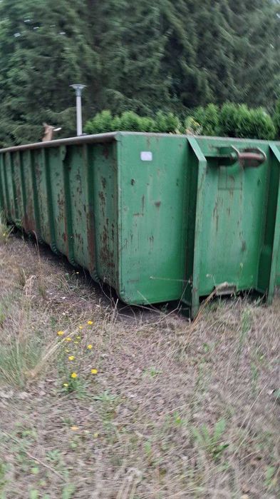 Kontener stalowy do przewozu złomu,gruzu