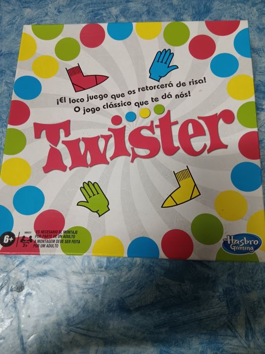 Jogo twister para toda a família
