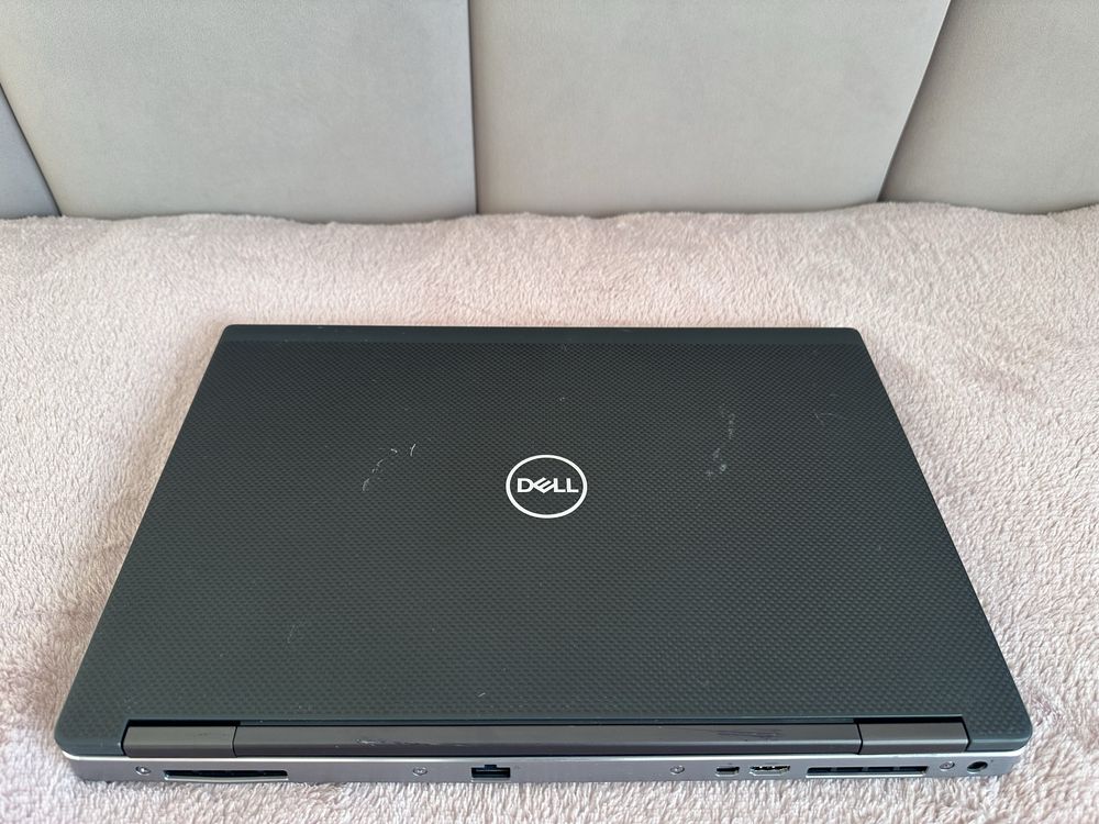 Dell Precision 7540 i7-9850h / 16gb ddr4 / 512 ssd