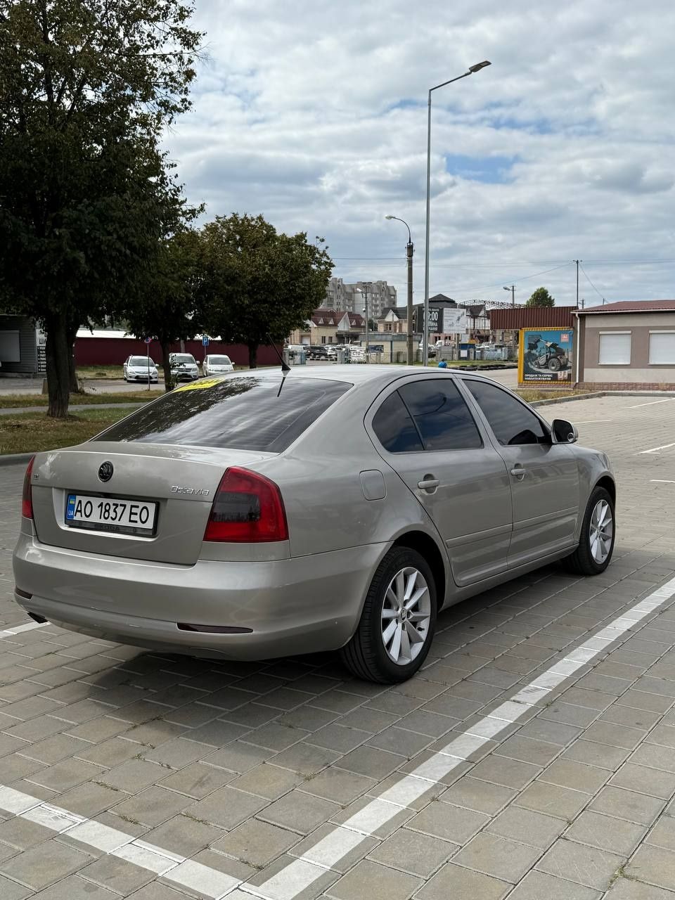 Продам Шкода Октавия А-5 /1.6 TDI