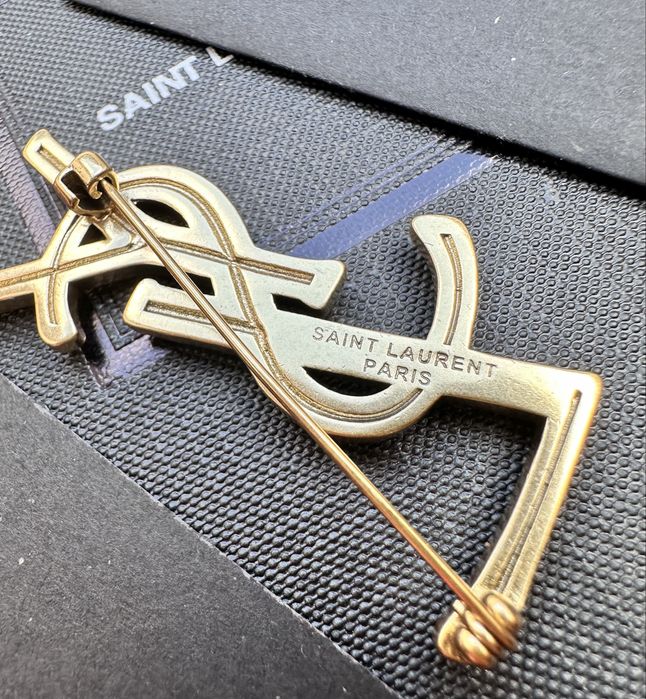 Broszka YSL stare złoto 5,3 cm