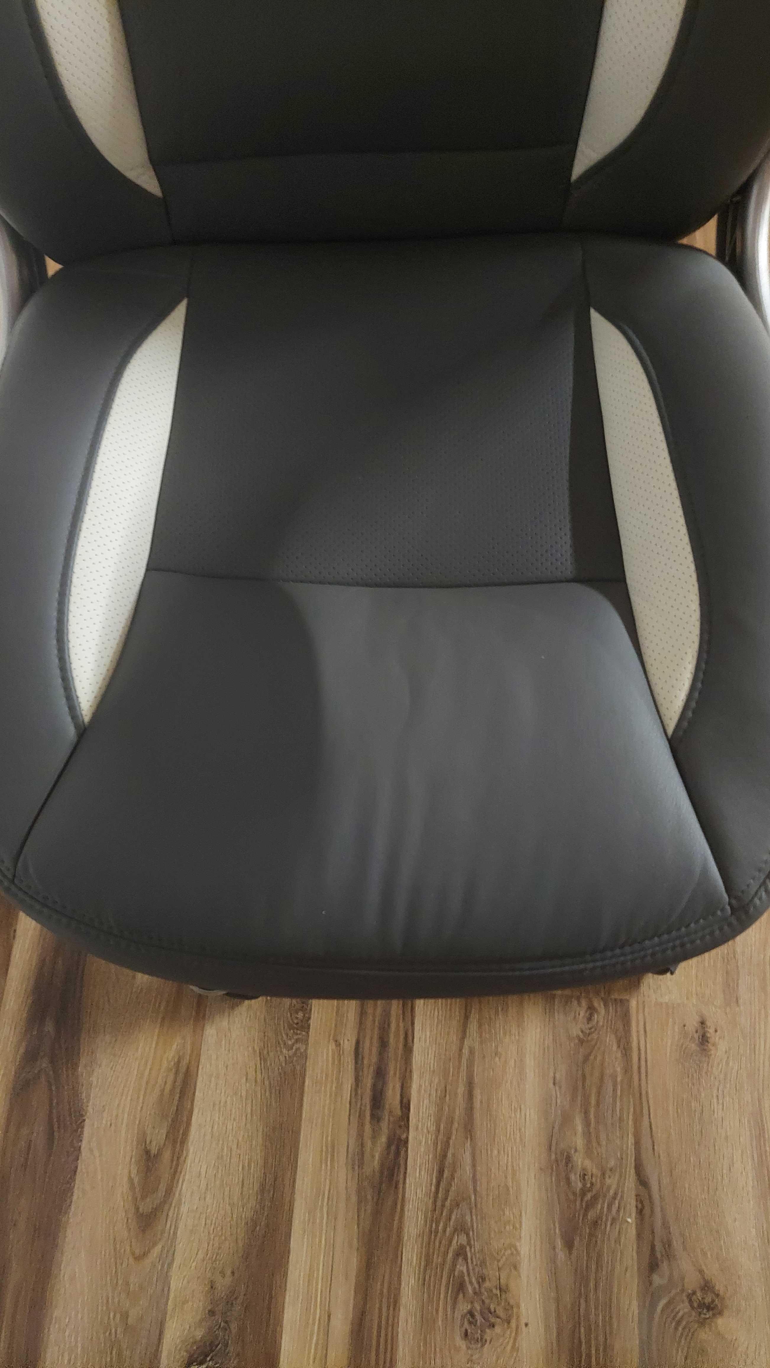 Fotel gabinetowy  Saturn