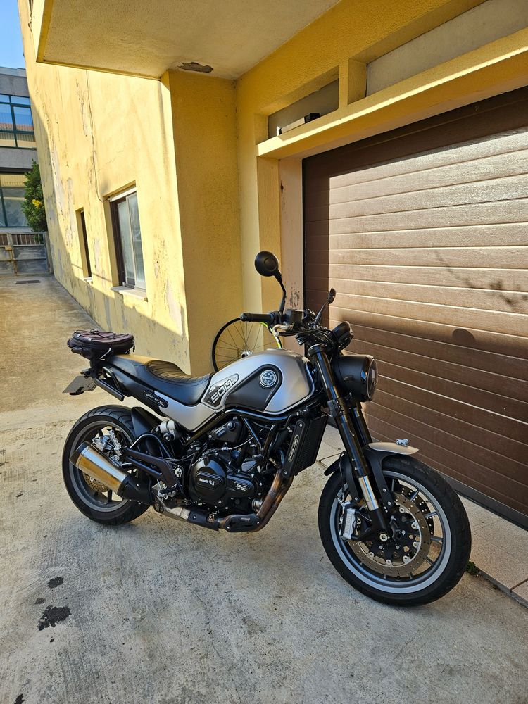 Benelli Leoncino 500