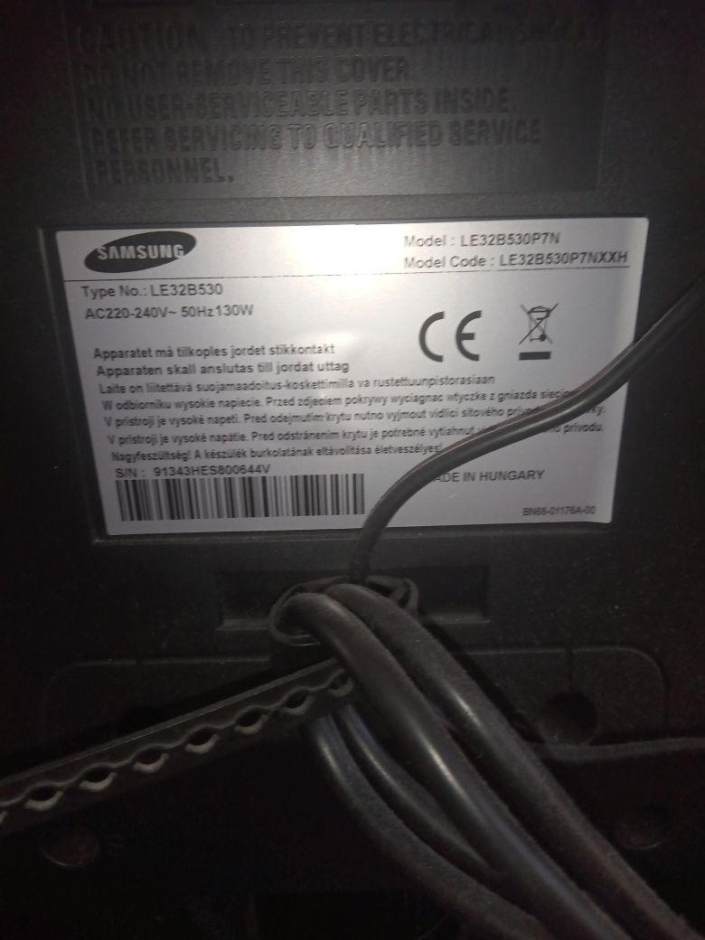 Samsung  LCD  32 " model  LE32B530