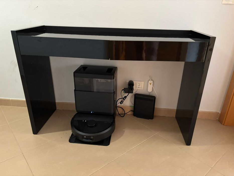 Consola De Entrada - Preta