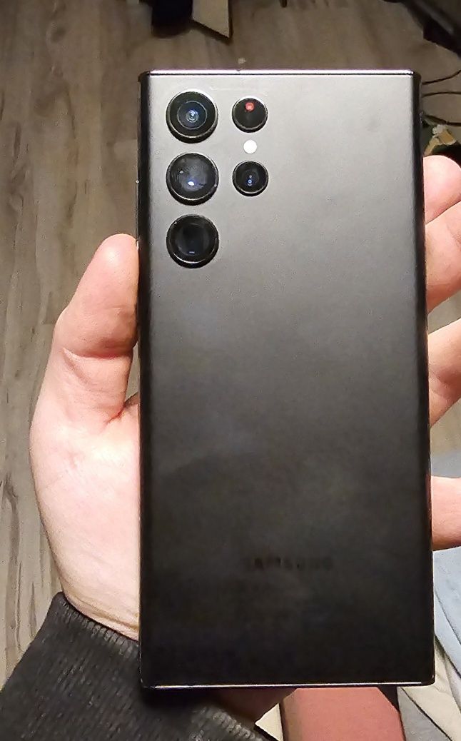 Samsung s22ultra używany