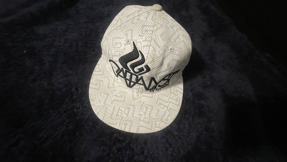 Редкие кепки, sk8, y2k, archieve, архив, кепки