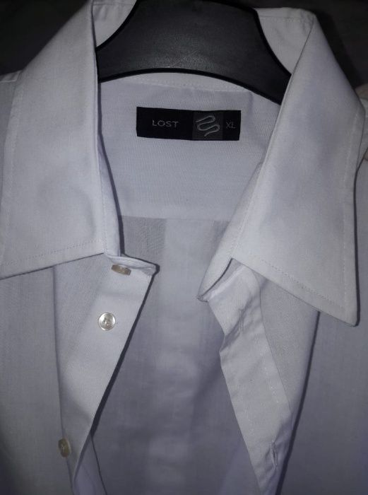 Camisa de Homem , modelo Slim Fit ,marca LOST.
