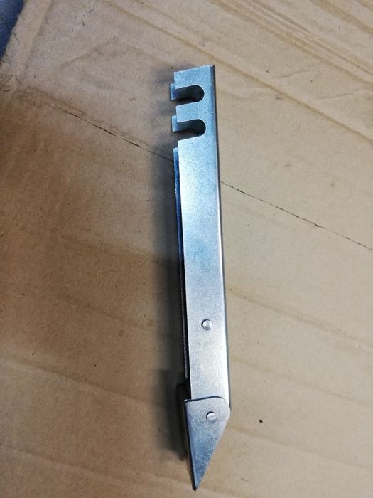 Fiat 126p uchylacz odchylacz klapy silnika jedziemy z otwartą klapą