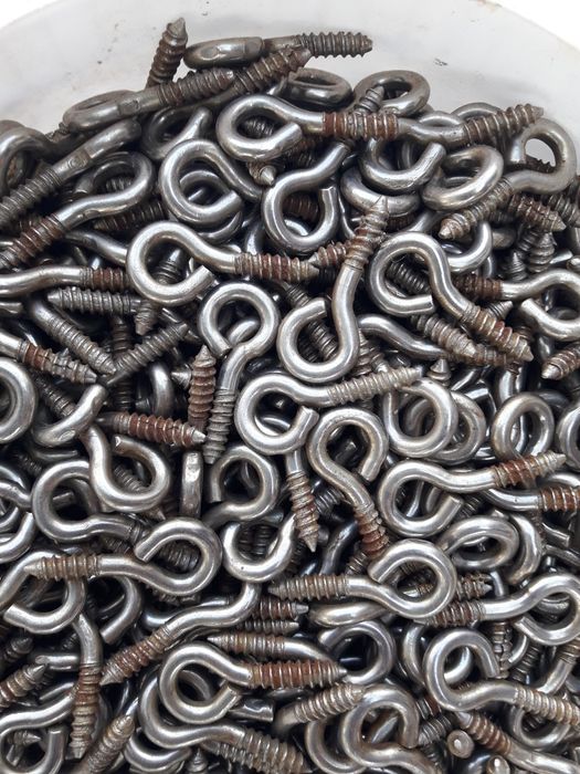 Продам дверные ручки из латуни,а также двери с замками .