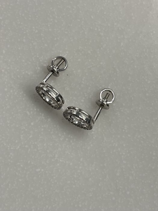 Серьги золото, бриллианты.