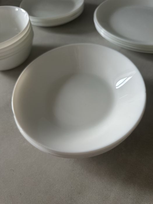 Стеклянные тарелки Ikea