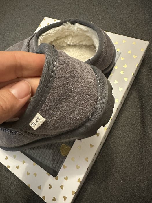 низьки уги next 35,5 для дівчинки