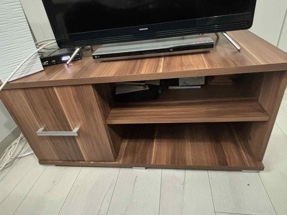 Szafka rtv pod telewizor drewnopodobny jak nowa