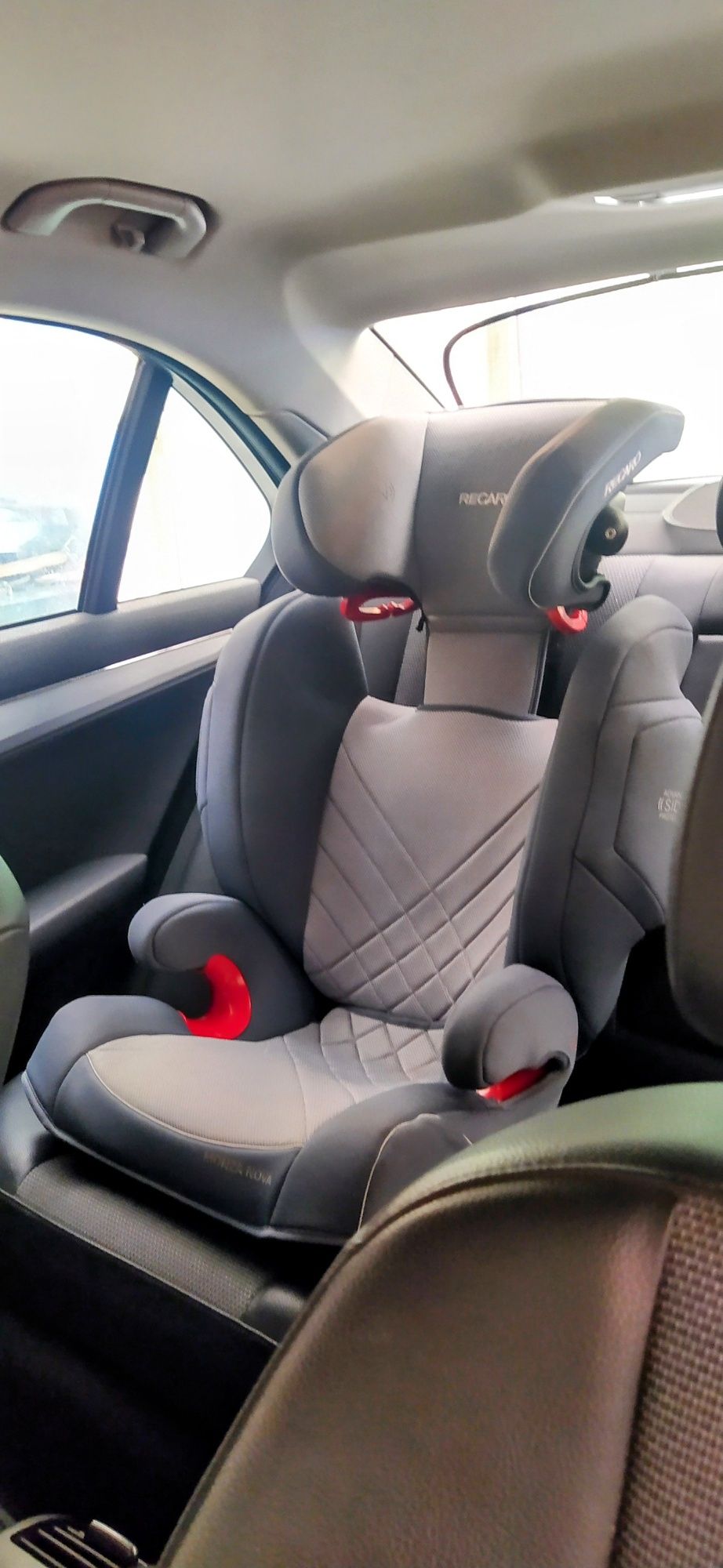 Автокрiсло RECARO Monza nova