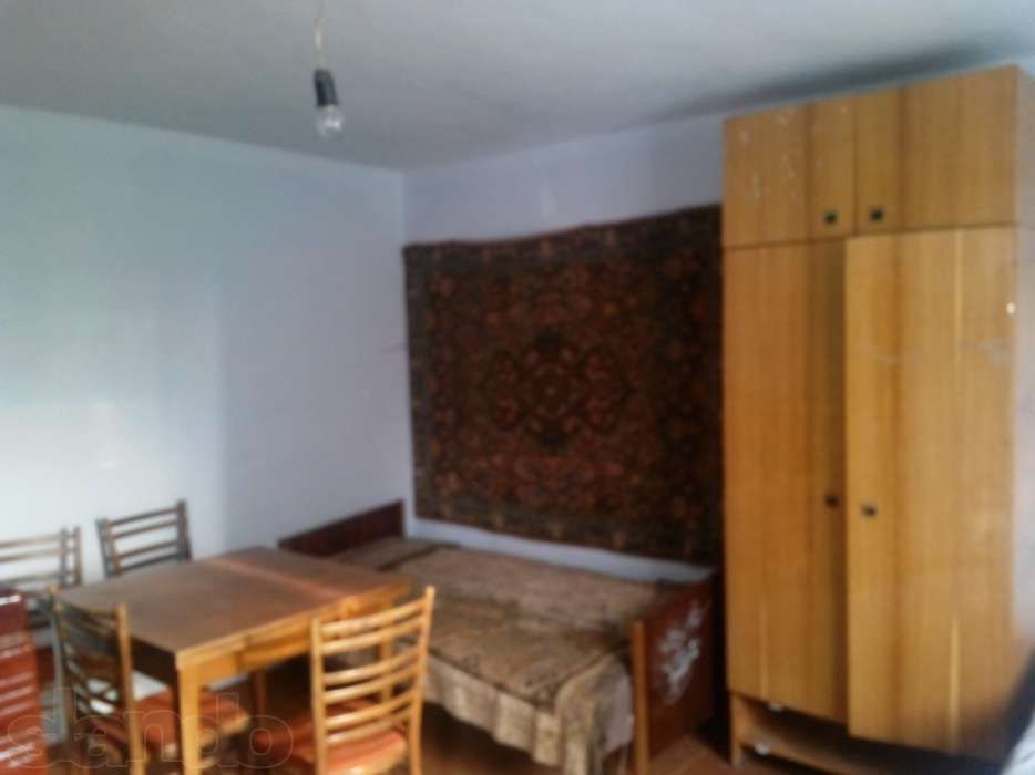 Будинок в с. Вишня біля Рудок