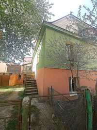 Квартира  район приватної забудови в центрі міста, вул Кобилянської,