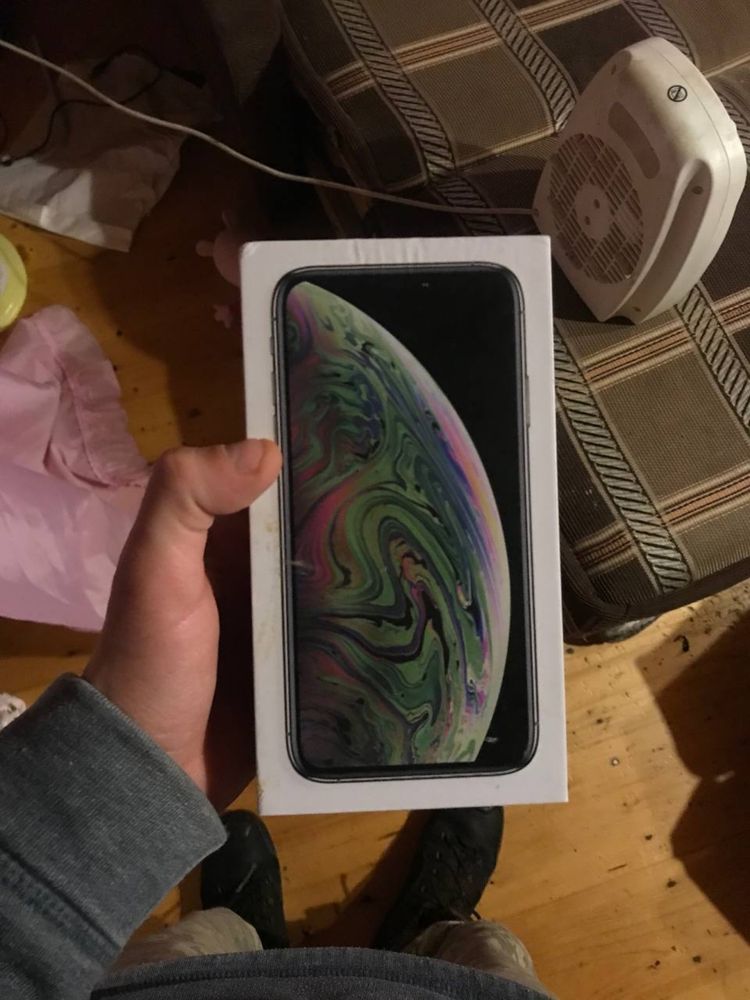 Iphone xs max 64