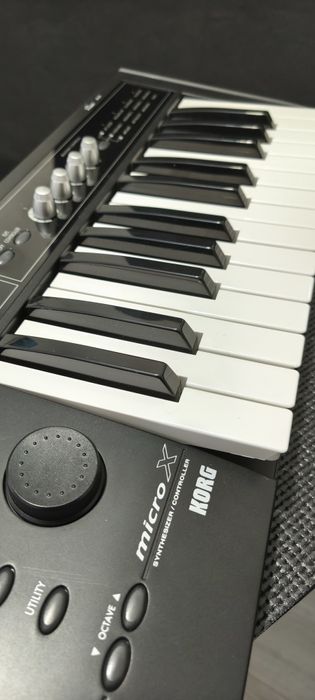 Синтезатор KORG Micro X (не yamaha, casio, roland, medeli)