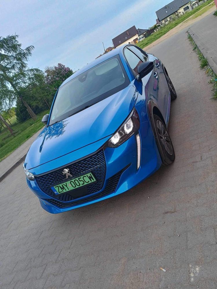 Peugot 208e przegieg 13 tys km