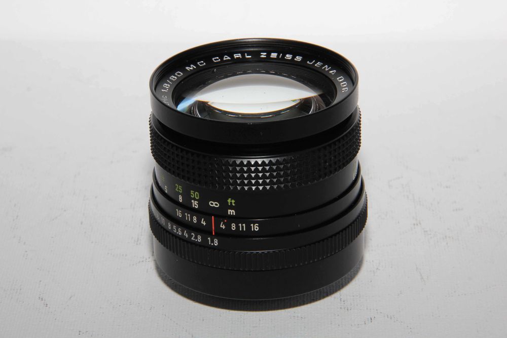 Obiektyw M42 CARL ZEISS JENA PANCOLAR 1,8/80 mm MC Electric 
z futerał