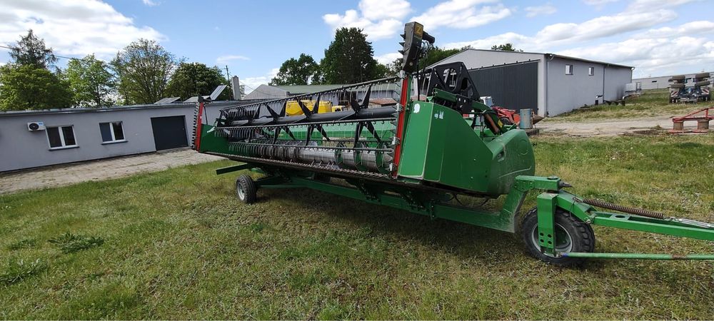 John Deere T670i