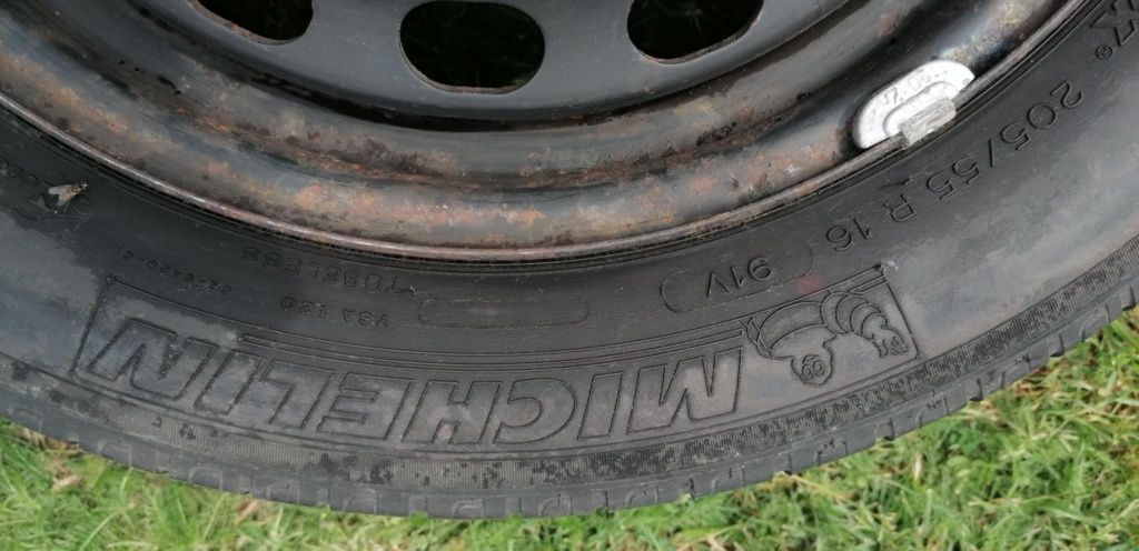 Opona z felgą - koło 205/55 R16 szerokość 205, 55, letnia Michelin