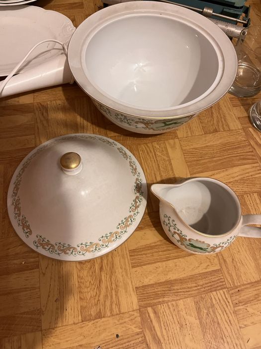 Henneberg Porzellan mysliwska porcelana waza + sosjerka