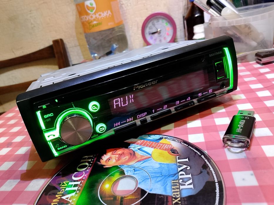 Магнитола Pioneer BT