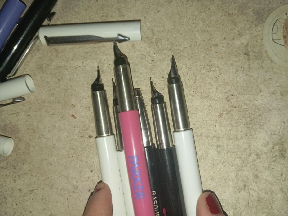 6 canetas Parker um sem aparo todas sem tinta