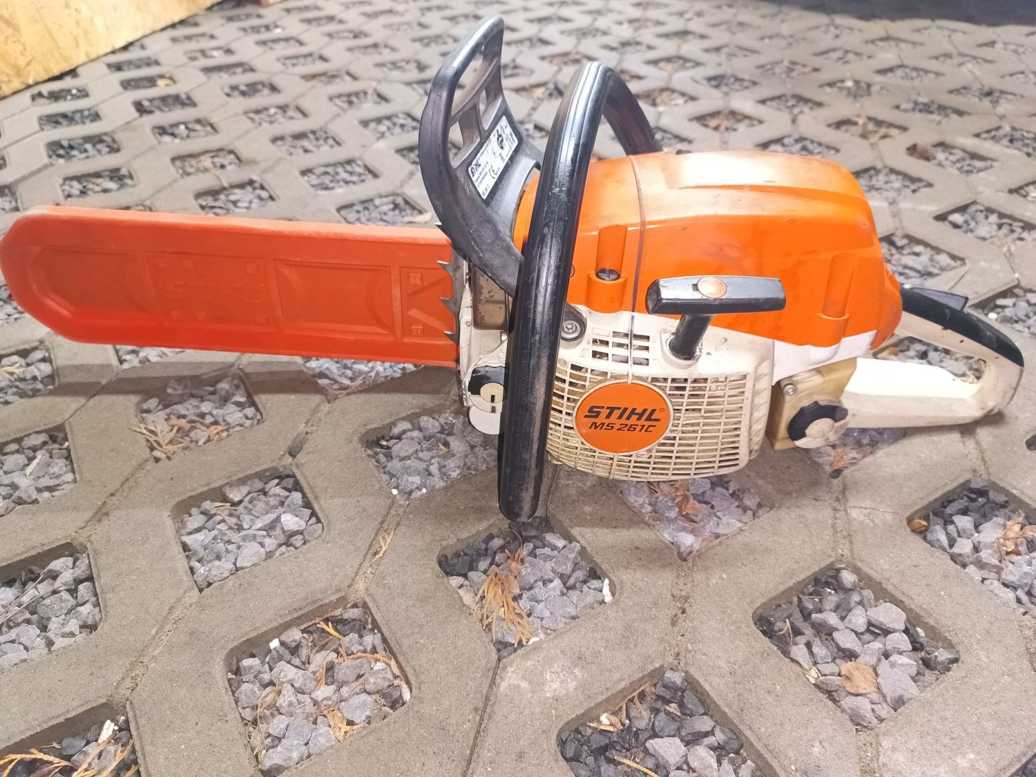 Piła pilarka Stihl 261 C . Stan bdb. Mało używana. 100% oryginalna.