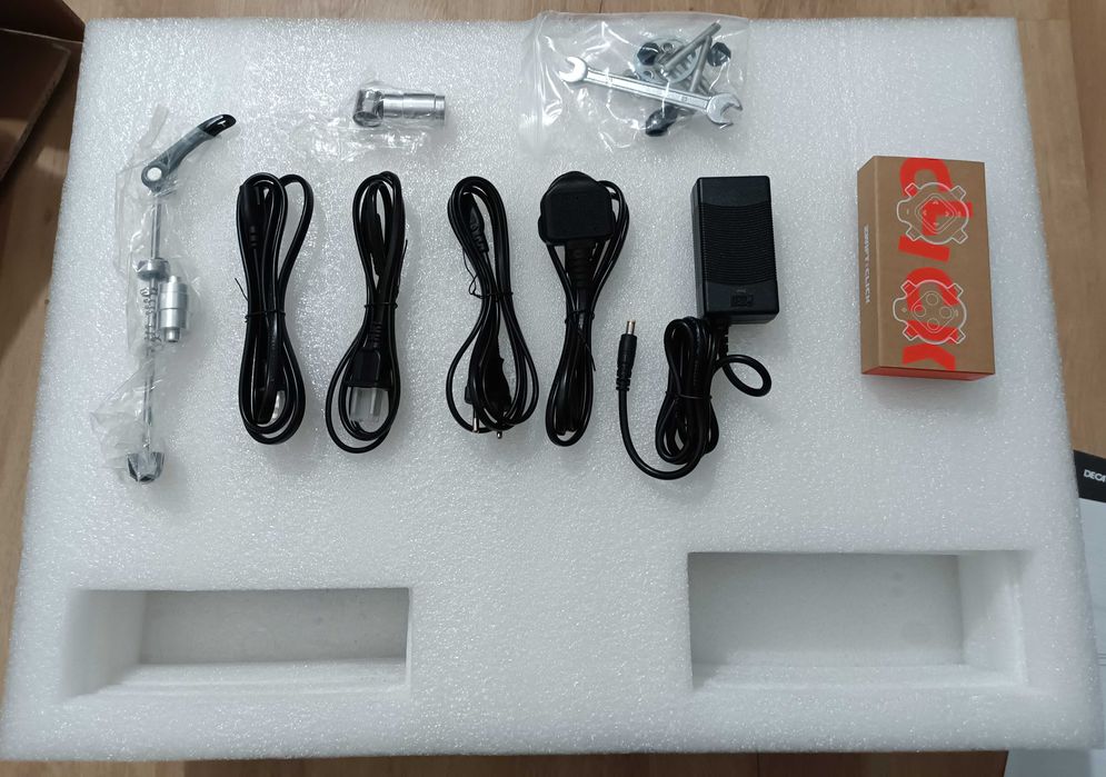 Rolo de Treino de Bicicleta VAN RYSEL D100 com "Zwift Cog and Click"