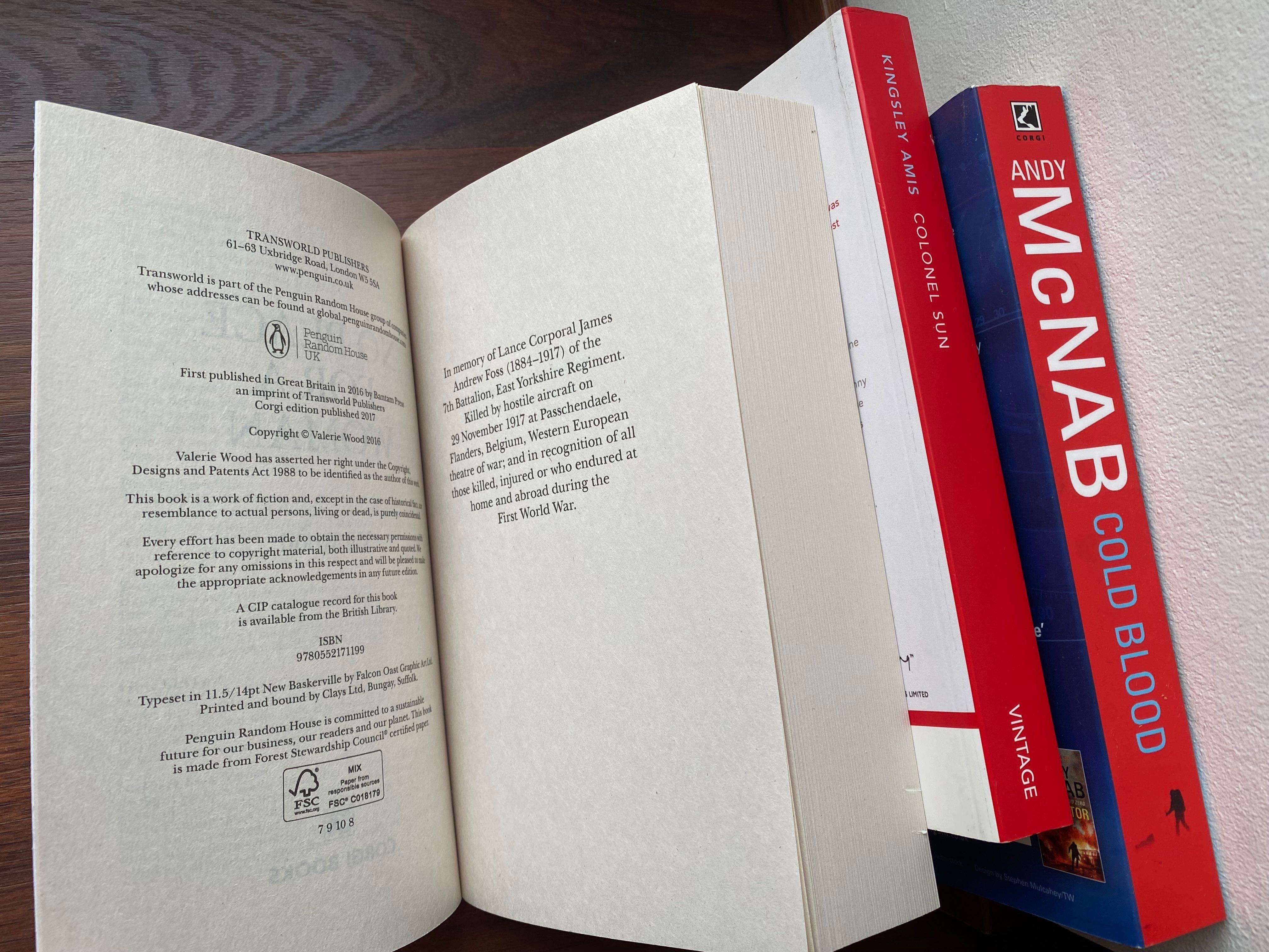 Нові книги англійською 3шт James Bond 007 K. Amis Val Wood Andy McNab