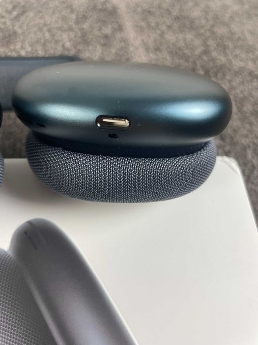 Airpods Max + case ochronny, nowe nieużywane