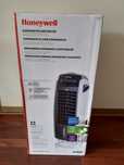 Klimator ewaporacyjny Honeywell ES800l z pilotem