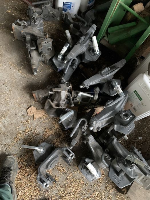 Zaczep suwany case john deere mf